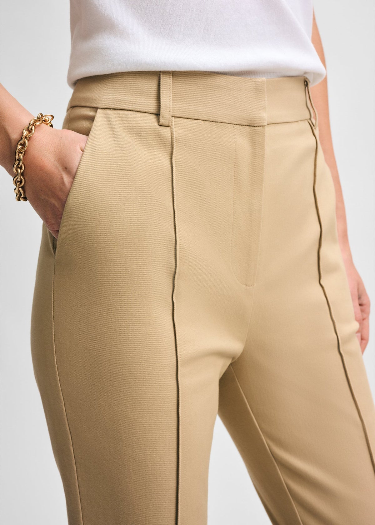 Kick Flare Twill Pant